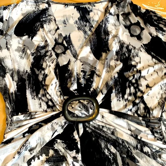 Top 🥰 - Picture 2 of 3